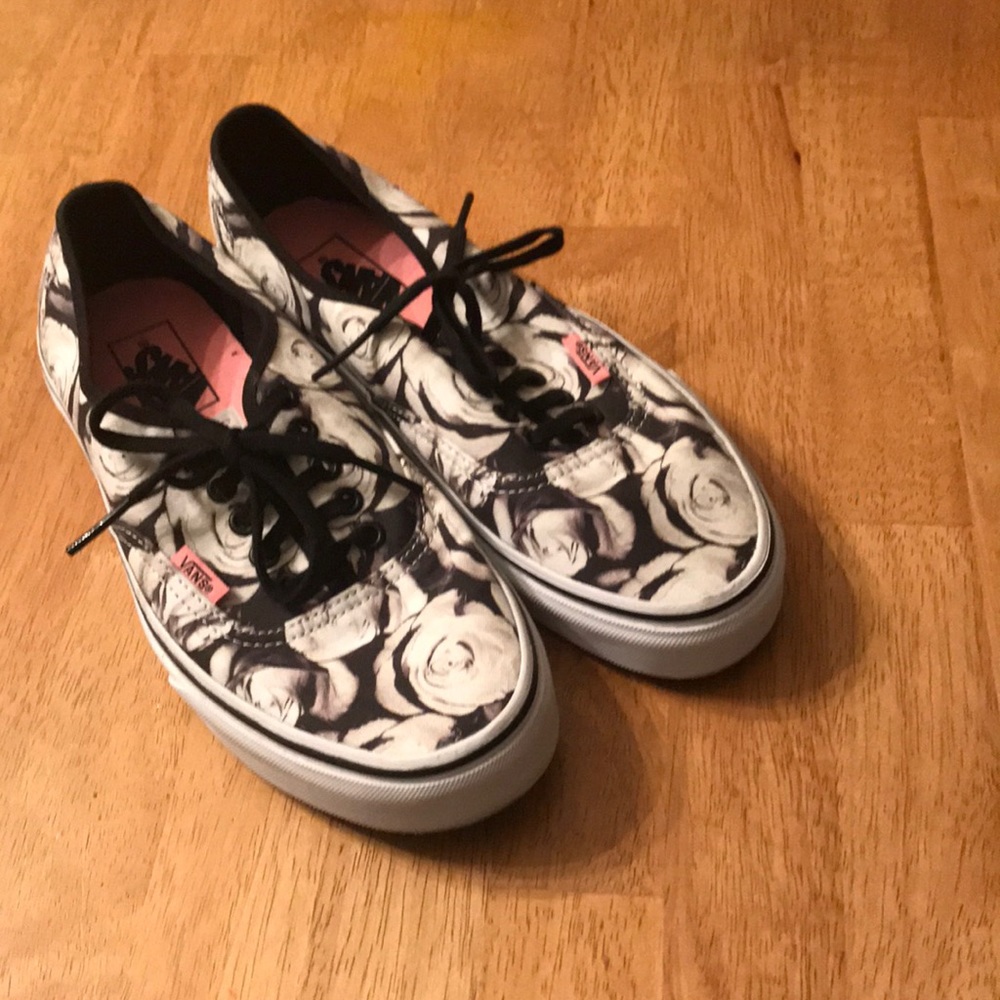 Vans women’s 8.5